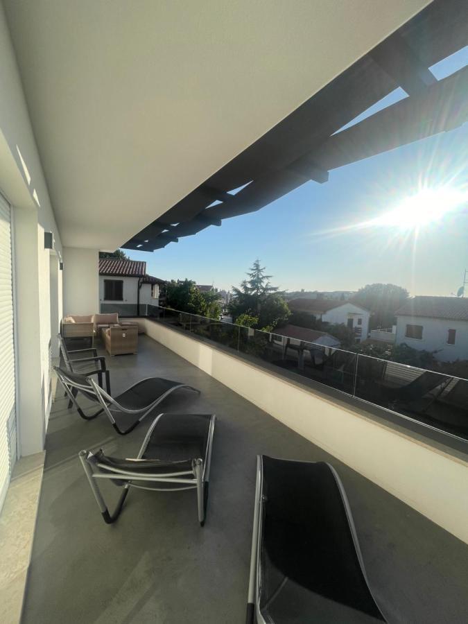 Villa Ska Пула Екстериор снимка