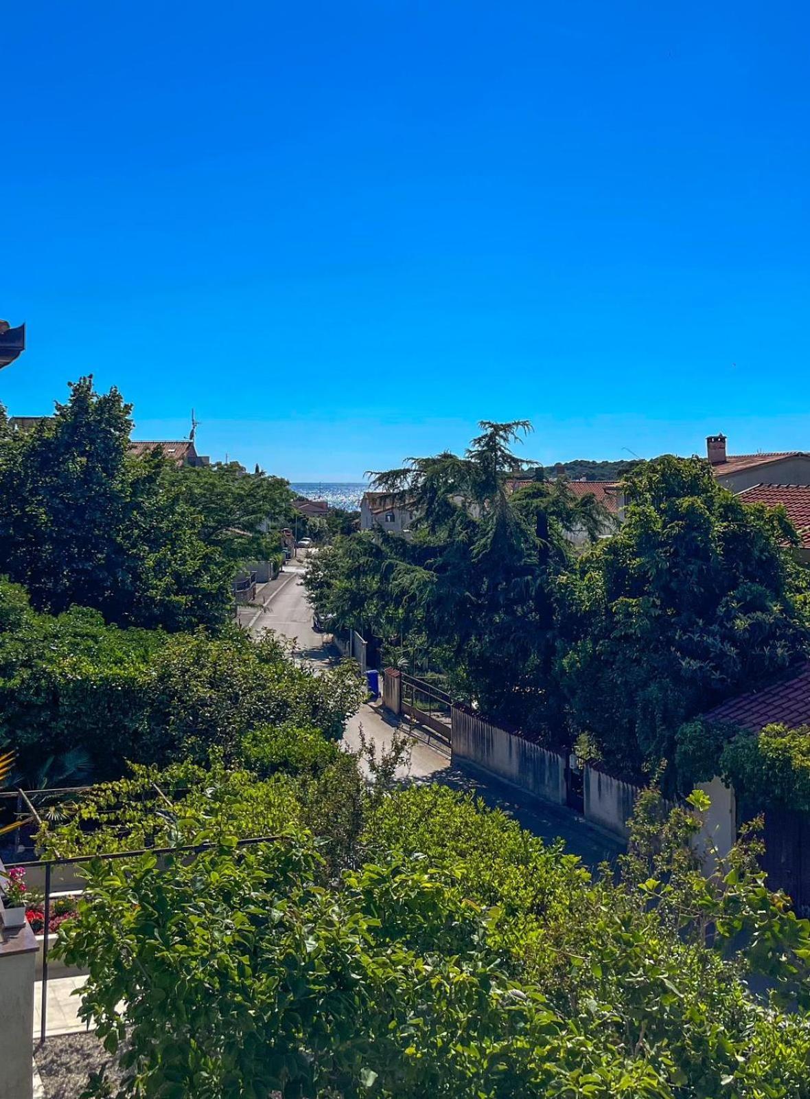 Villa Ska Пула Екстериор снимка